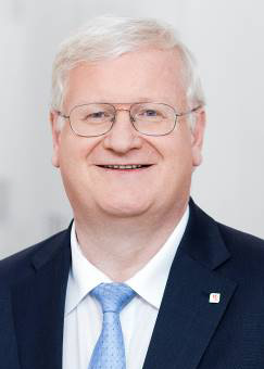 Dr. Martin Simhandl, CFO (Foto, © Ian Ehm) Dr. Martin Simhandl, CFO (Foto, © Ian Ehm)